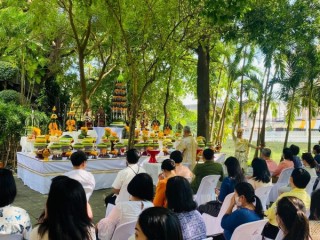 พิธีบวงสรวงศาลพระภูมิเทพนครราช (ศาลพ่อปู่) ที่ปกปักษ์รักษาเวียงเจ็ดลิน มหาวิทยาลัยเทคโนโลยีราชมงคลล้านนา