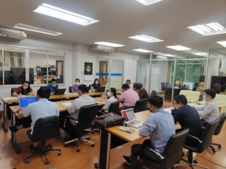 ประชุมการบริหารจัดการ สถาบันถ่ายทอดเทคโนโลยีสู่ชุมชน