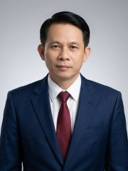 ยุทธนา มูลกลาง