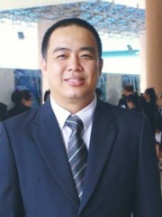 วัชรพงศ์ ศรีแสง