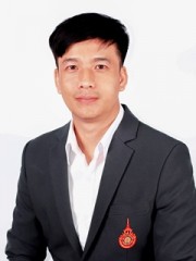 ธนา น้อยเรือน