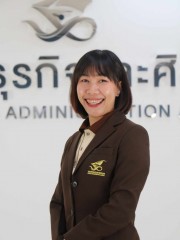 มัทรี สีมา