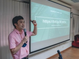อบรมการใช้งาน Ms Excel นศ.หลักสูตรภาษาอังกฤษฯ ก่อนสหกิจศึกษา